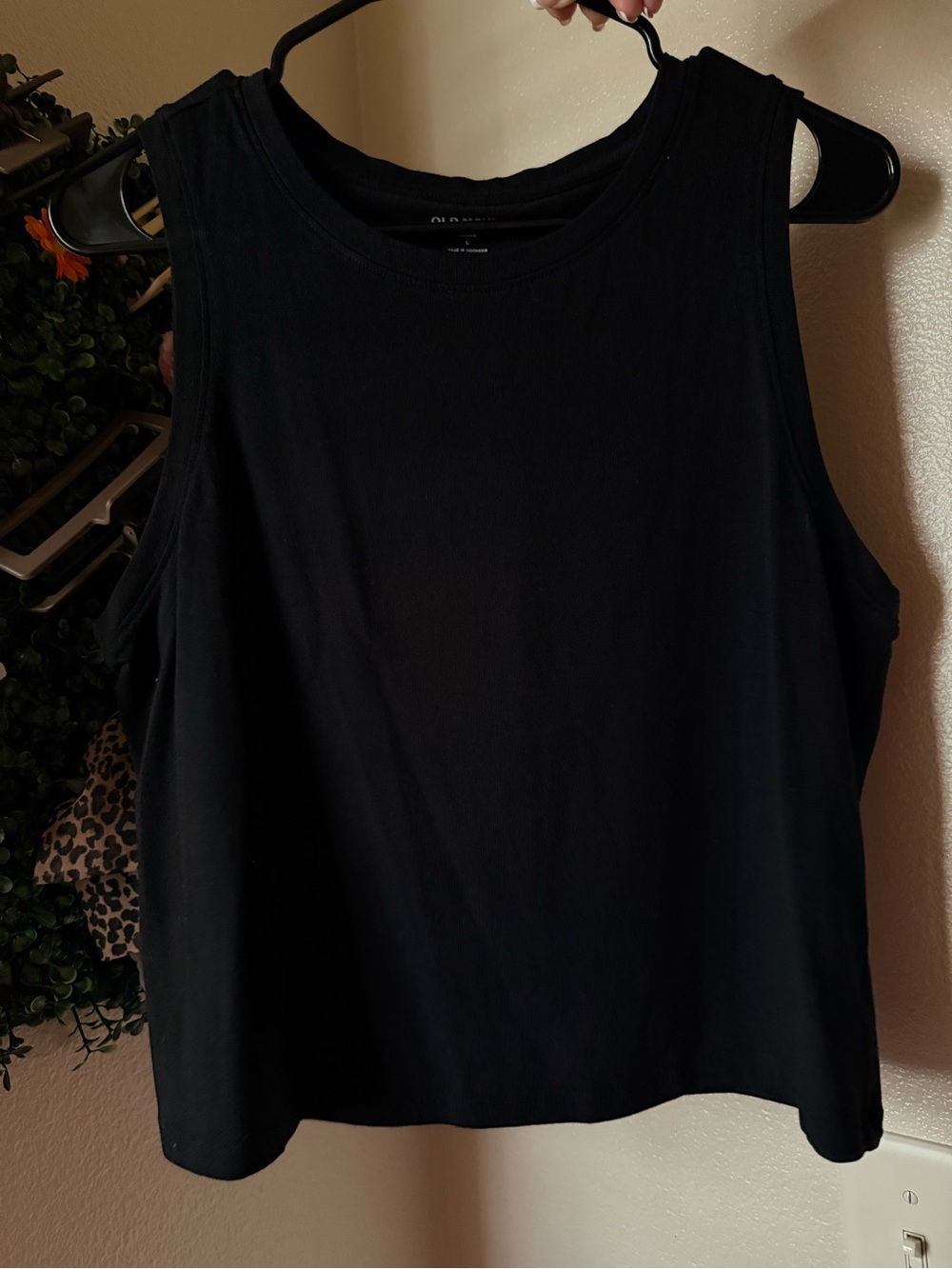 Old Navy Black Women's Sleeveless Tank Top